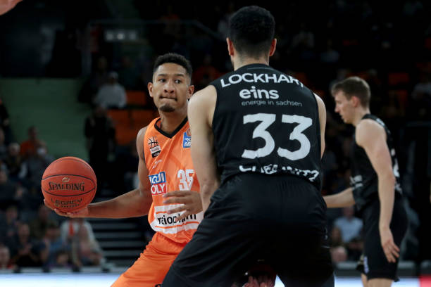 却也能在某 却也能在某